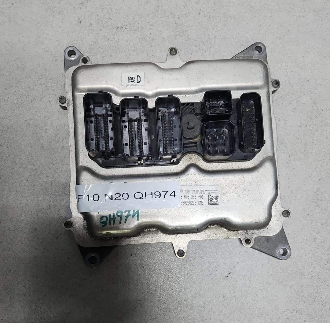 2012-2017 BMW 320i Engine Control Unit DME8606306 F30 320i F10 F11 F25