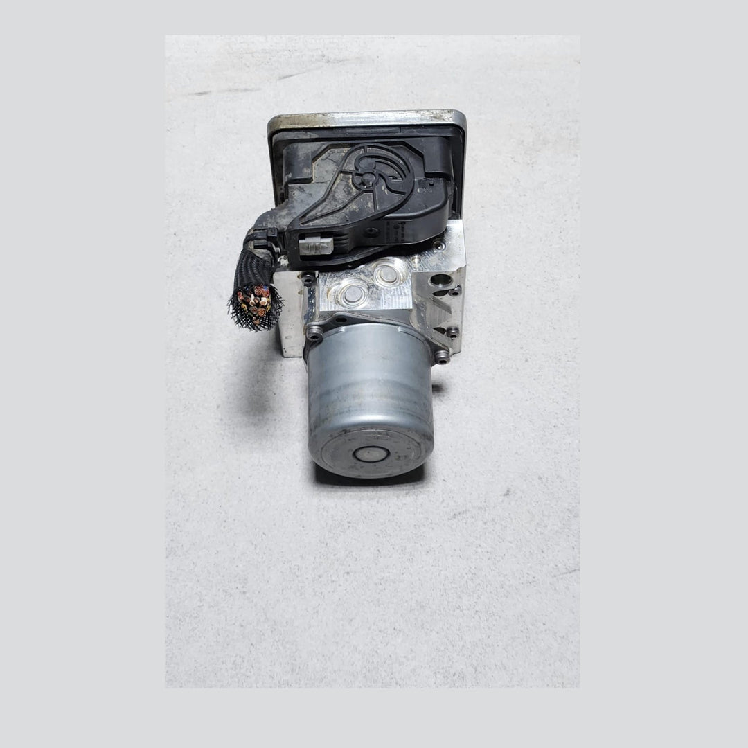 2017-2024 BMW X3 Abs Pump Control Unit 6892278 X3 G01 and X4 G02 FAS L