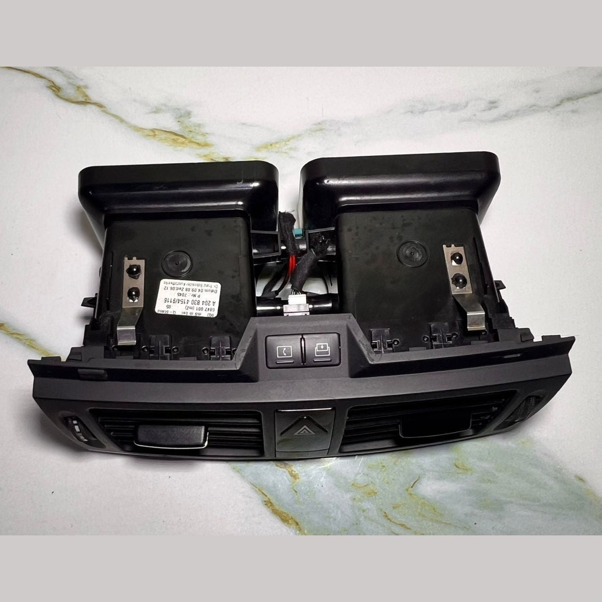 Mercedes-Benz W204 C-Class Air Vent A 204 830 41 54