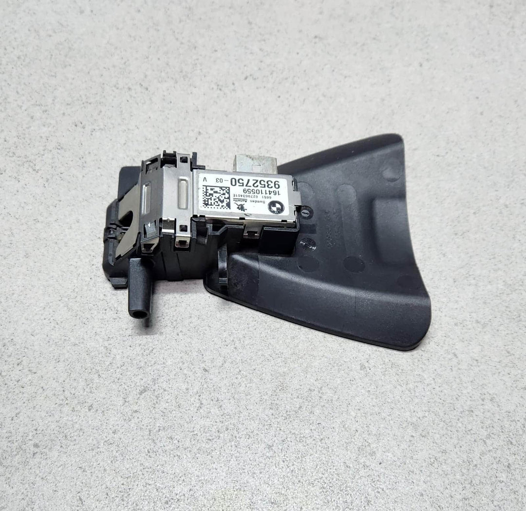2015-2019 BMW X6 Windshield Lane Assist Camera 9352750 X6 F16 F86