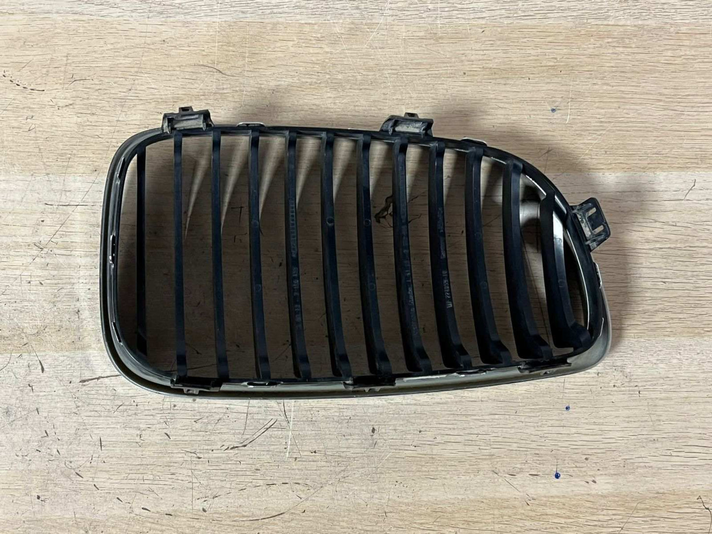 2007 BMW 1 SERIES E82 E87 E88 Grille With Chrome Frame Kidney Left 7166439 Used