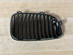 Load image into Gallery viewer, 2007 BMW 1 SERIES E82 E87 E88 Grille With Chrome Frame Kidney Left 7166439 Used