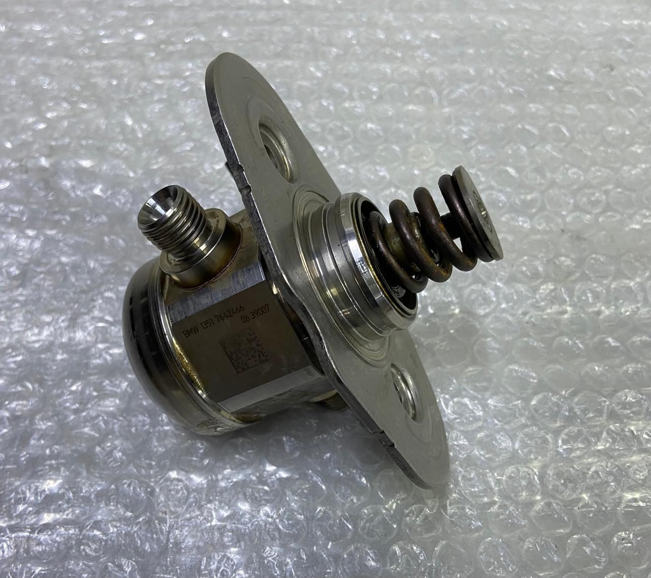 OEM BMW B38 B58 B46 F20 F22 F30 F31 F32 G30 High Pressure Fuel Pump 7642466