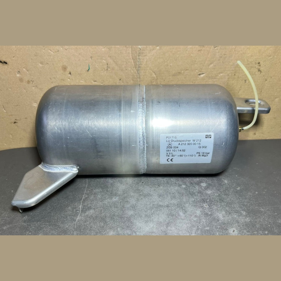 10-16 Mercedes W212 AMG E63 Air Suspension Pressure Reservoir Tank A212 3200015