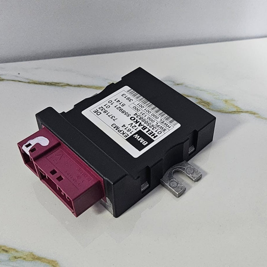 OEM 09-15 BMW F01 F02 740i N55 Helbako EKPM3 Fuel Pump Control Module 7371832
