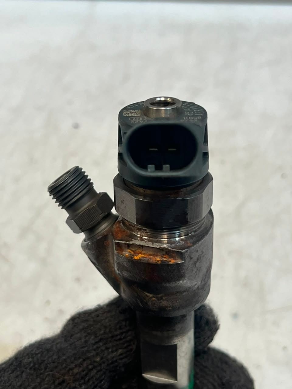 2015 BMW X4 F26 B47 DIESEL RAIL Fuel Injector 8514148 0445110743 OEM
