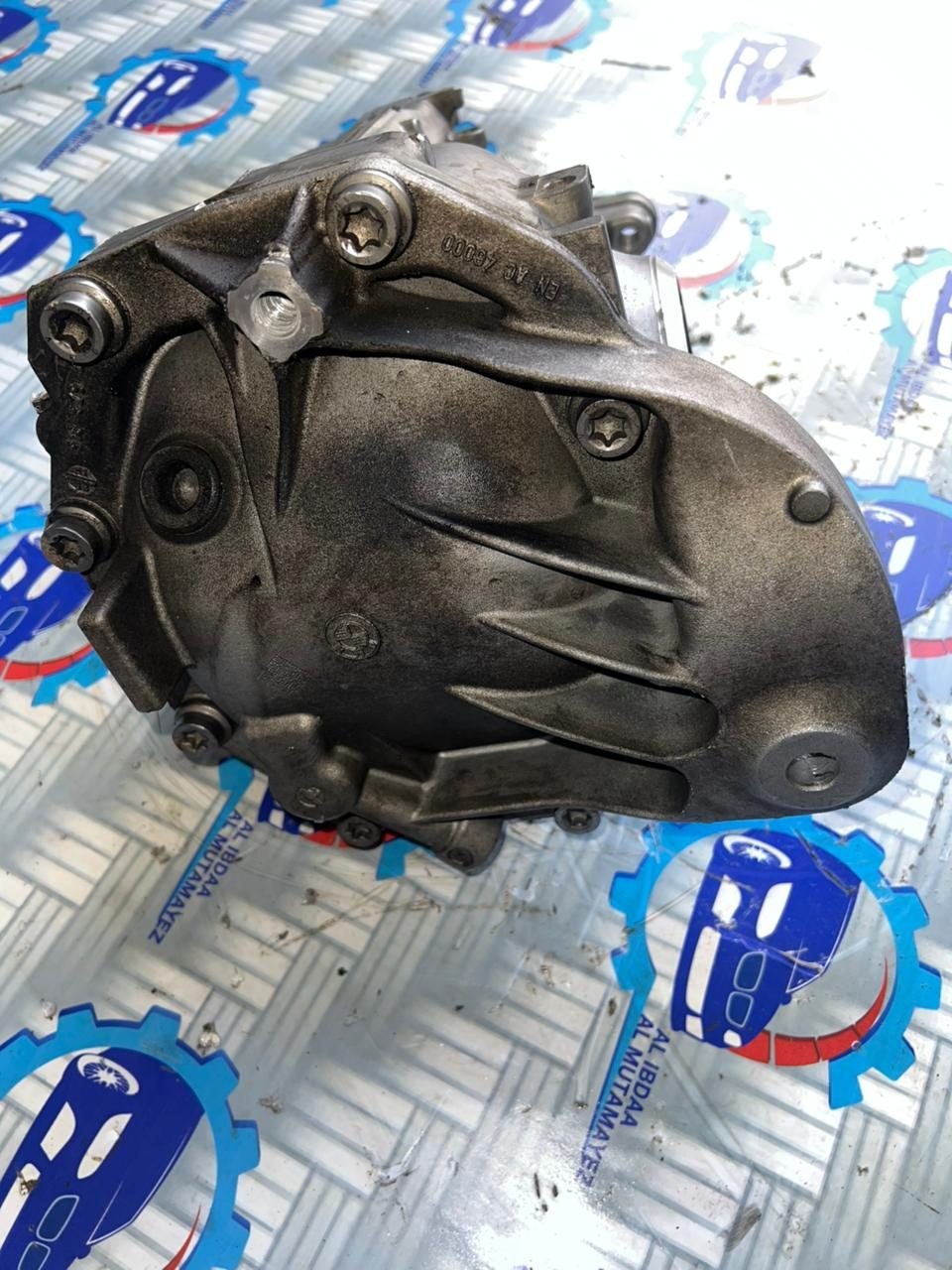 2012 BMW F06 F10 F12 F05 Rear Differential Gear Carrier 3.23 Ratio OEM 7584444