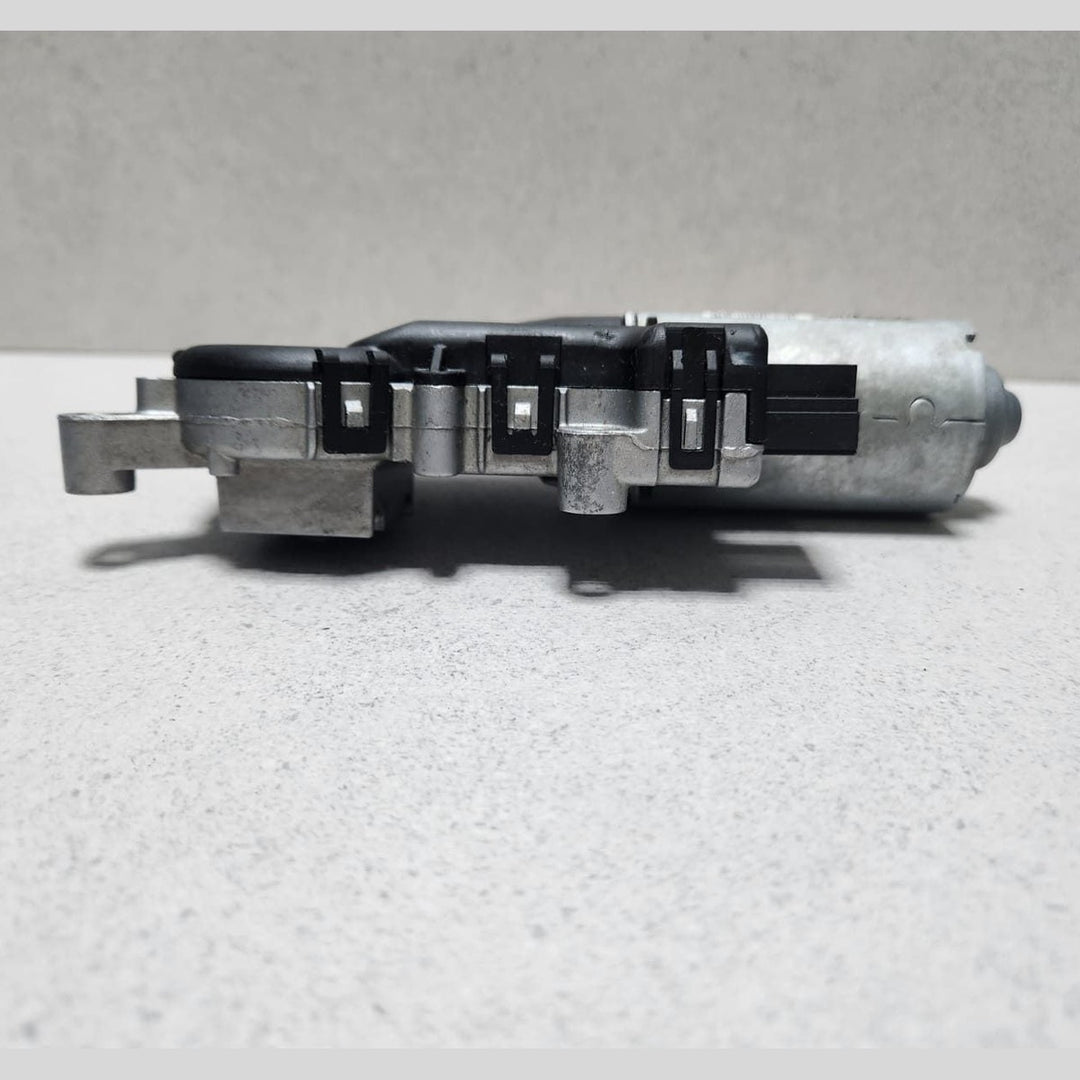 2007-2013 BMW X5 Sunroof Motor 6922652 X5, E90, and E91