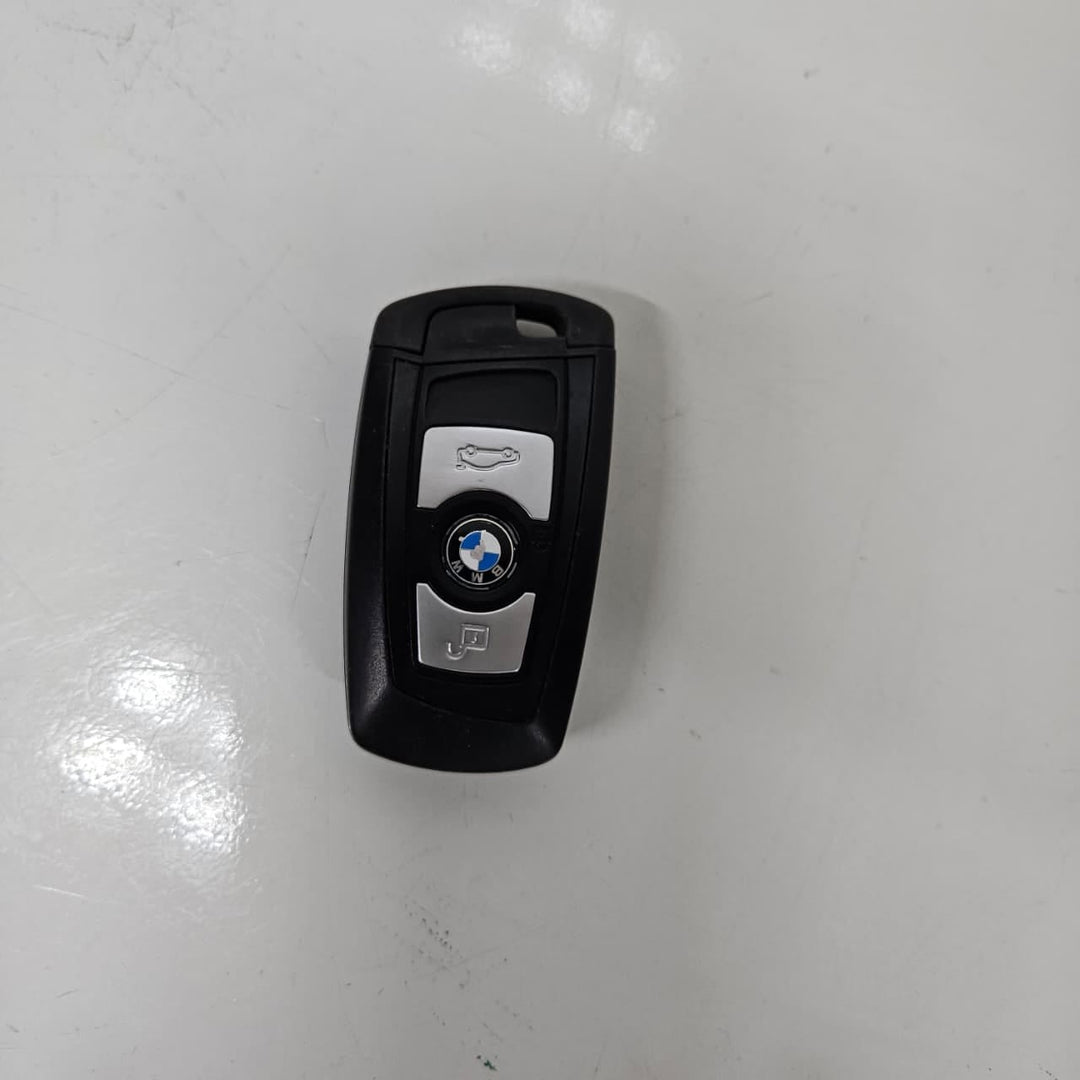 8606777-2013 BMW F10 F11 F25 F30 N20 Engine Control Unit 