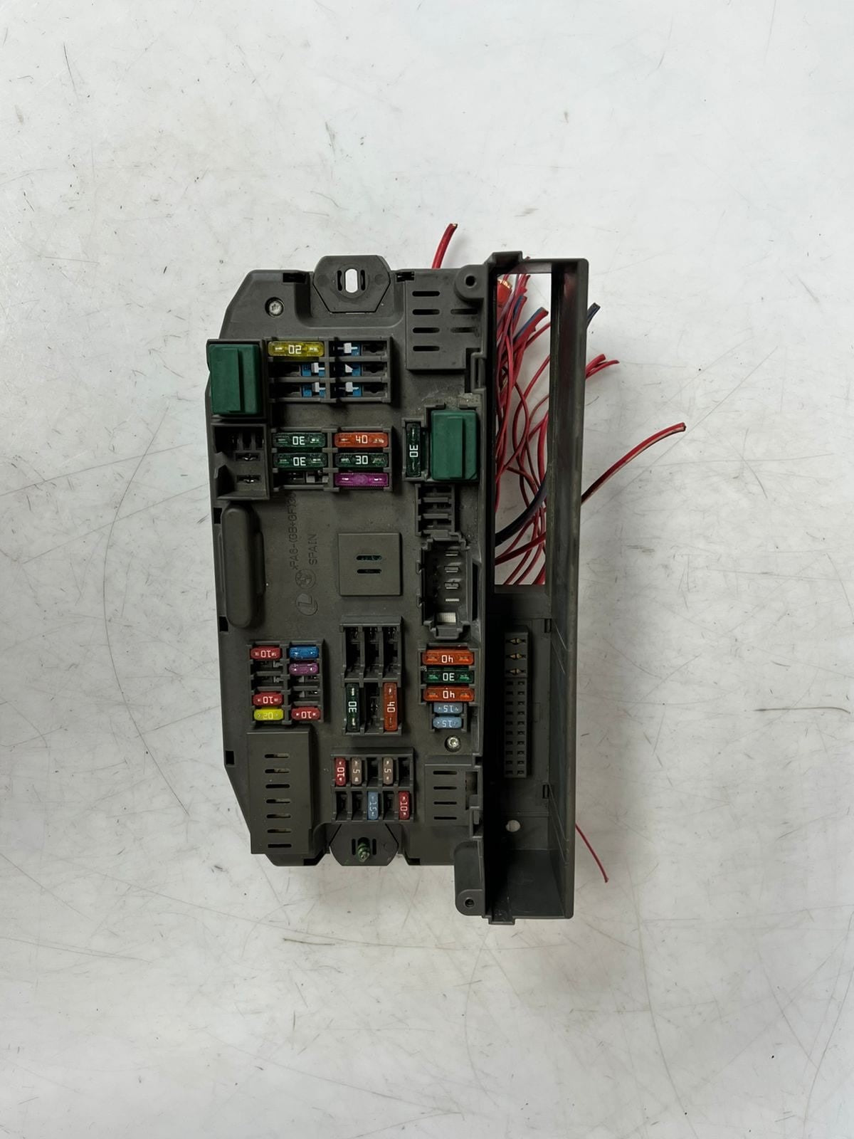 2007-2013 BMW X5 E70 and X6 E71 E72 Power Distribution Fuse Box 6976384 OEM 