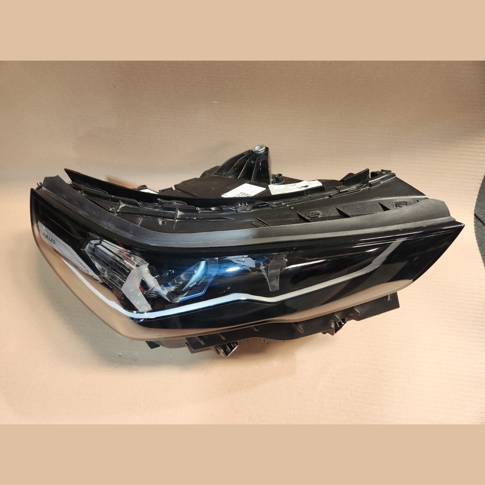 Genuine BMW Adaptive LED Headlight 5A798D2 5 Series G60 G61 and M5
