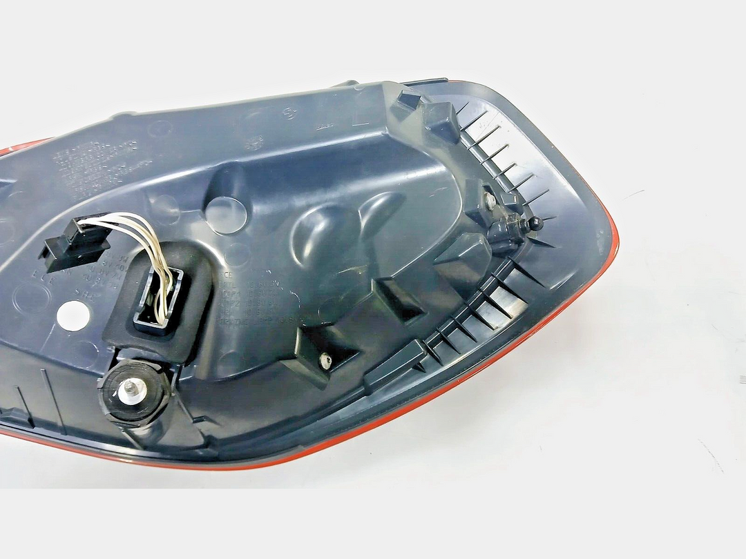 11-18 BMW F06 F12 F13 6 Series M6 Rear Left Driver Side Taillight Lamp Unit OEM