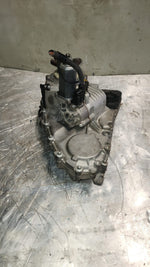 Load image into Gallery viewer, 2007-2013 BMW X5 Transfer Case 7574777 X5 E70 ATC 700 USED 90K KM