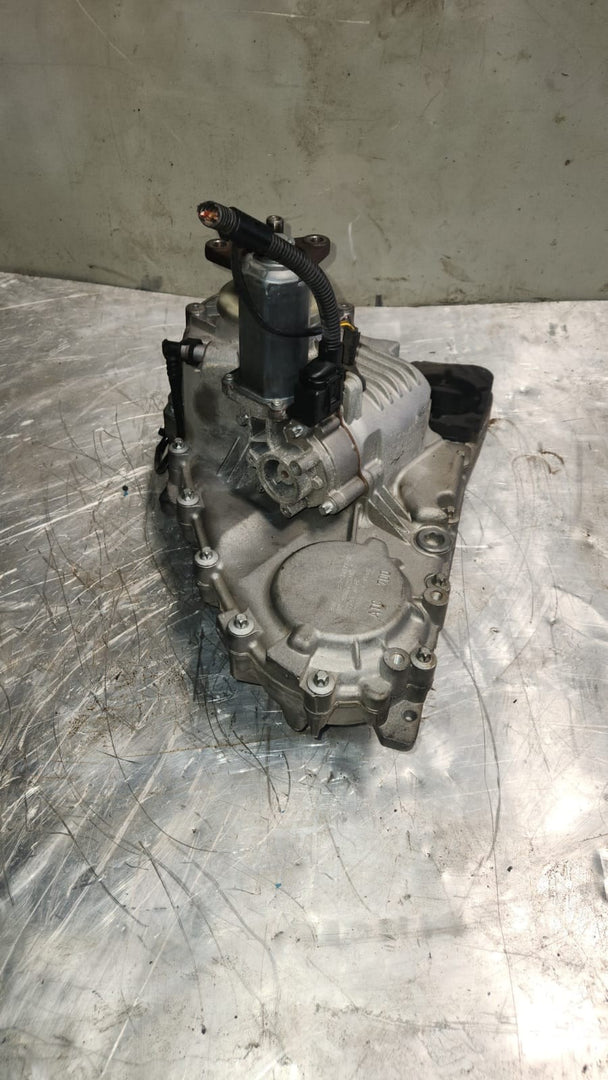 2007-2013 BMW X5 Transfer Case 7574777 X5 E70 ATC 700 USED 90K KM