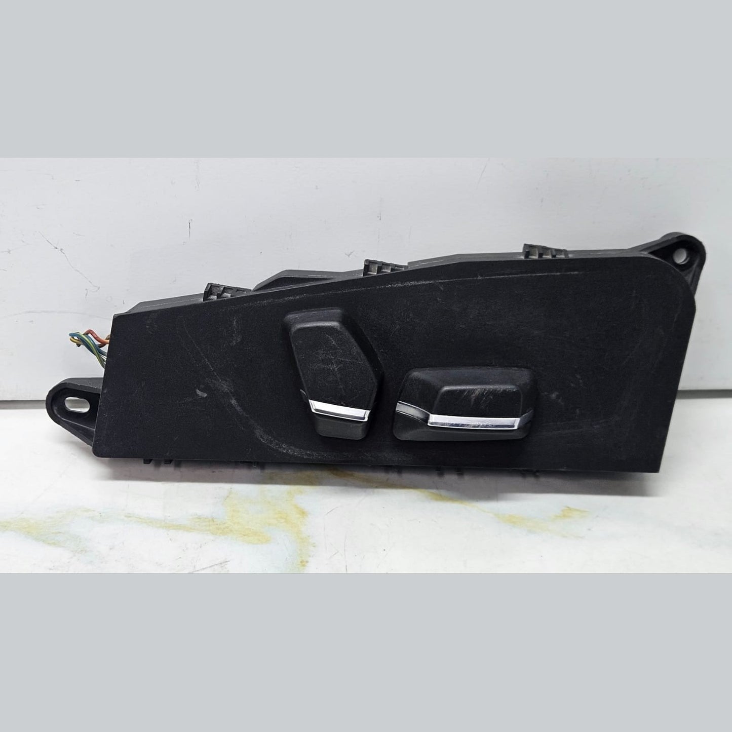 2010-15 BMW 7 Series F01 F02 F03 F04 Front Right Seat Control Switch 9163260 OEM
