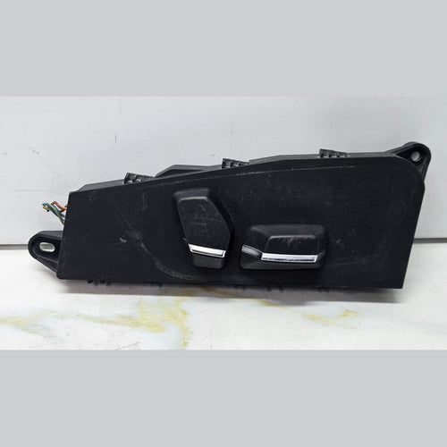 2010-15 BMW 7 Series F01 F02 F03 F04 Front Right Seat Control Switch 9163260 OEM