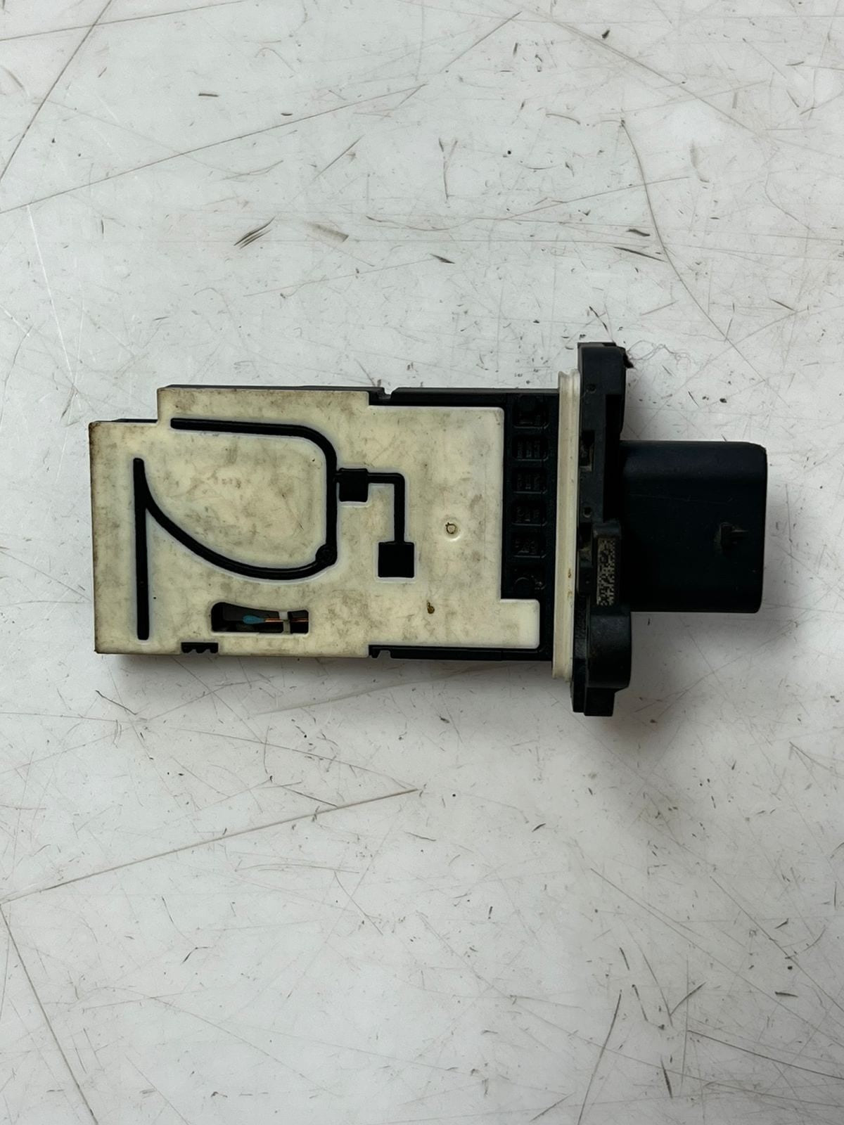 BMW F20 F21 F22 F23 F10 F30 F36 F80 G01 Mass Air Flow Sensor 8570107 OEM