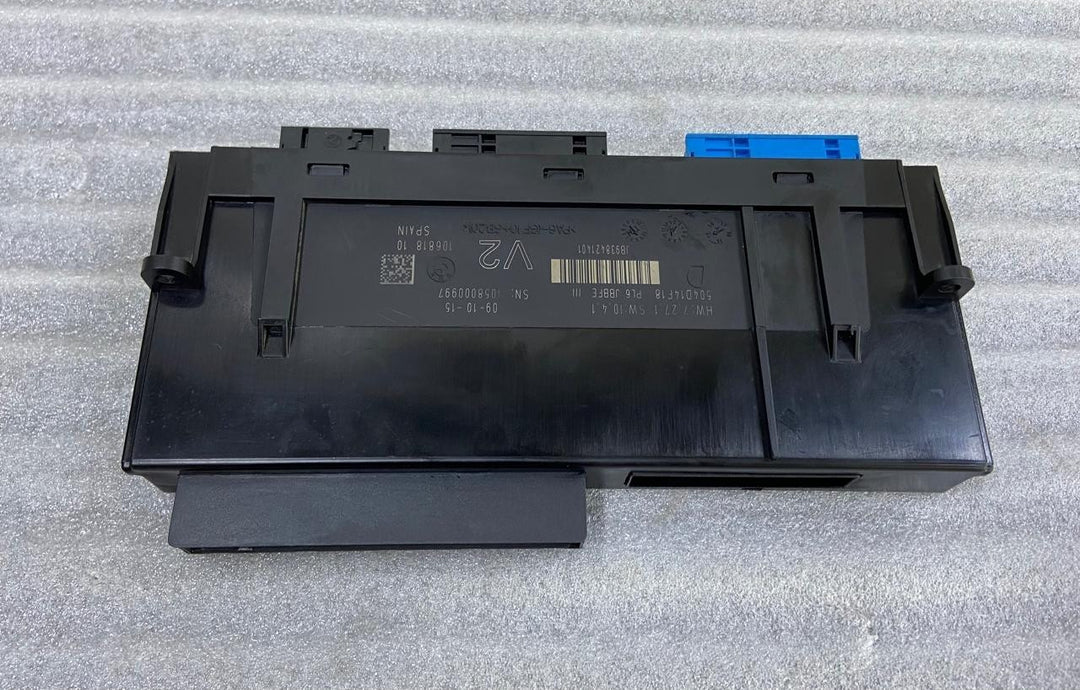 OEM BMW 5 SERIES F10 COMFORT MODULE JUNCTION BOX V2 UNIT 504D14F21