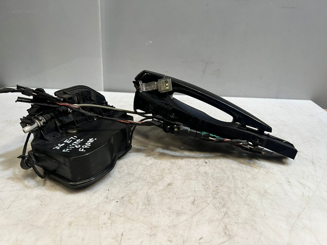2007-2013 BMW X6 E71 Front Right SIDE Door Lock Actuator 7318416 OEM