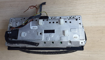 BMW 3 Series E90 E91 E92 2010 OEM Sat Nav Display Screen Monitor 9179808