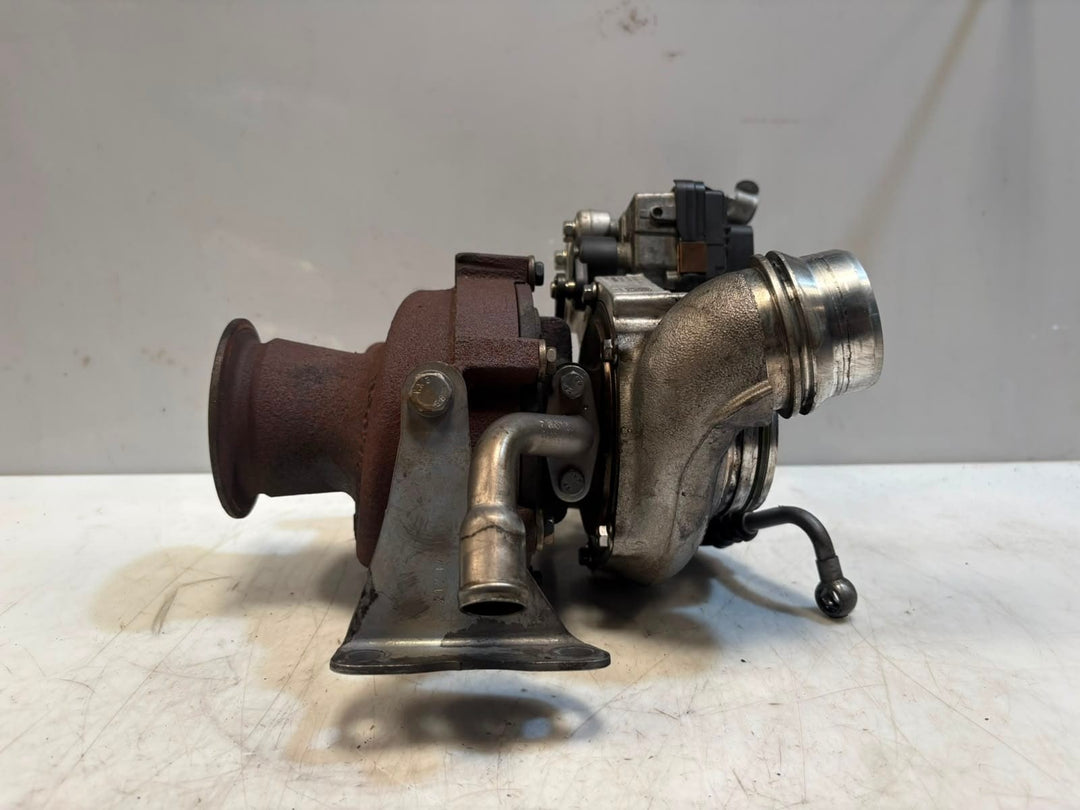 BMW 3 Series F30 F31 F10 F11 N47 N47D20C 320d and 520d Turbocharger 8519475 