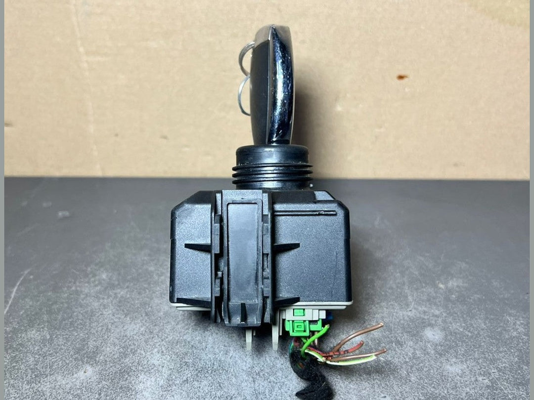 08-12 Mercedes W212 E-Class Ignition Switch Module Unit W/key A212 9055200 OEM