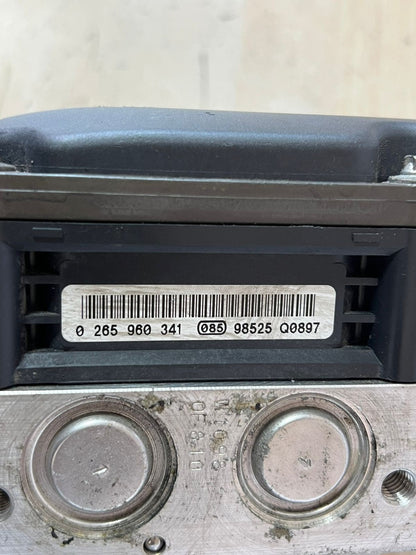 08-14 BMW E71 X6 X5 ABS Antilock Brake Pump Control Module 3451 6785266-04 OEM