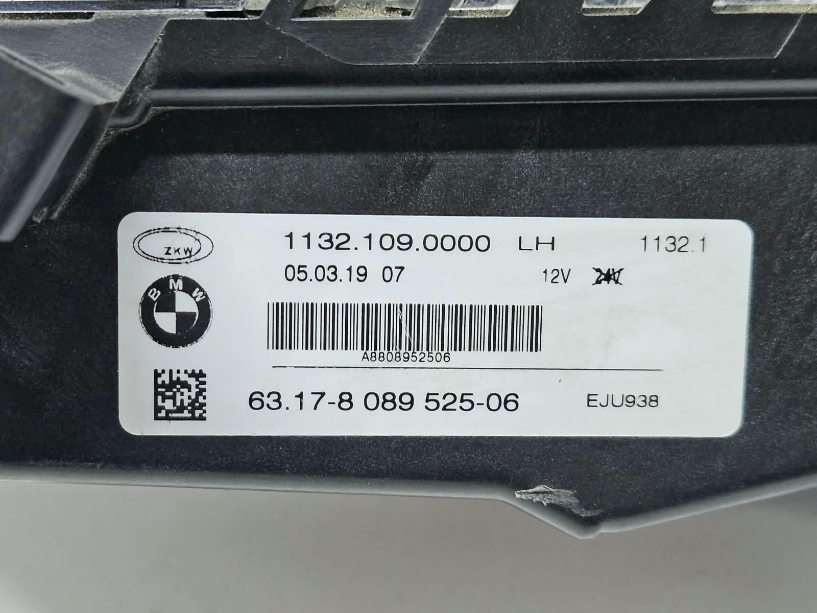 8089525-2018-2022 BMW X5 G05 B57 RHD Front  Left Fog Light OEM
