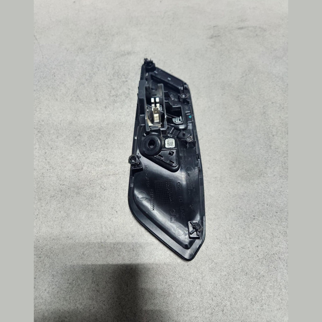 2018-2024 BMW 320i Inner Interior Door Handle Panel 7447248 G20 G21 G80