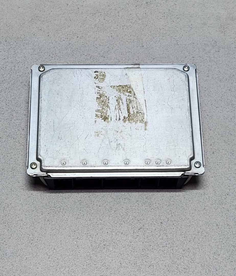 2001-2005 BMW 325i Engine Control Unit 7509942 5 Series E39