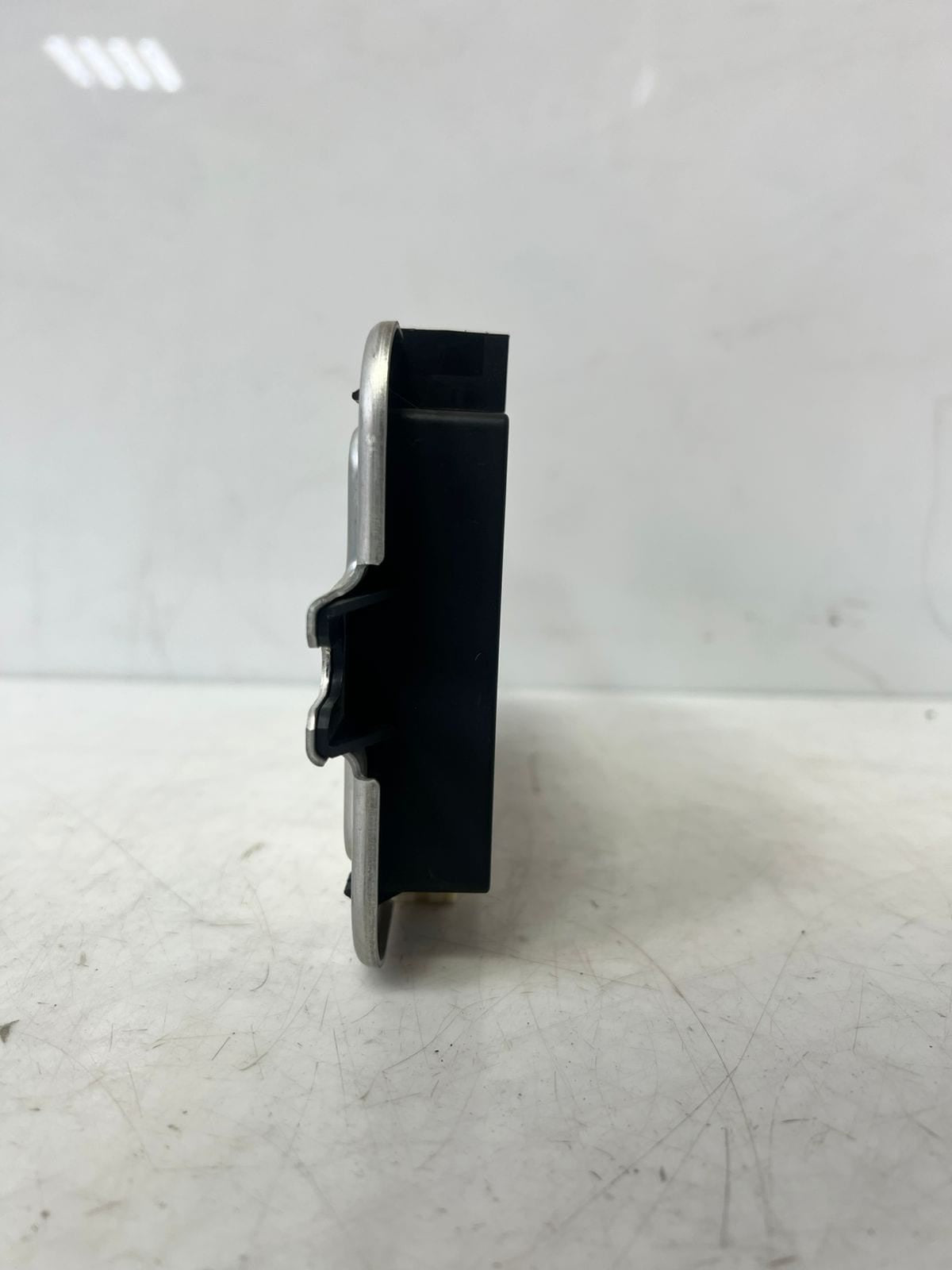 2009-15 BMW F01 F02 F07 740i 750i 550i 650i FRM3 Footwell Module 9203815 OEM