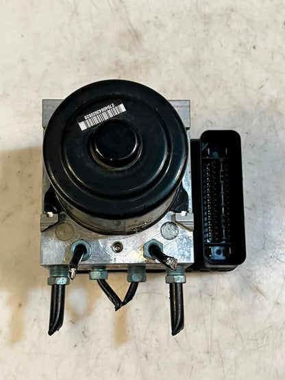2012 BMW X3 F25 ABS DSC Brake Pump Module 6859757 OEM