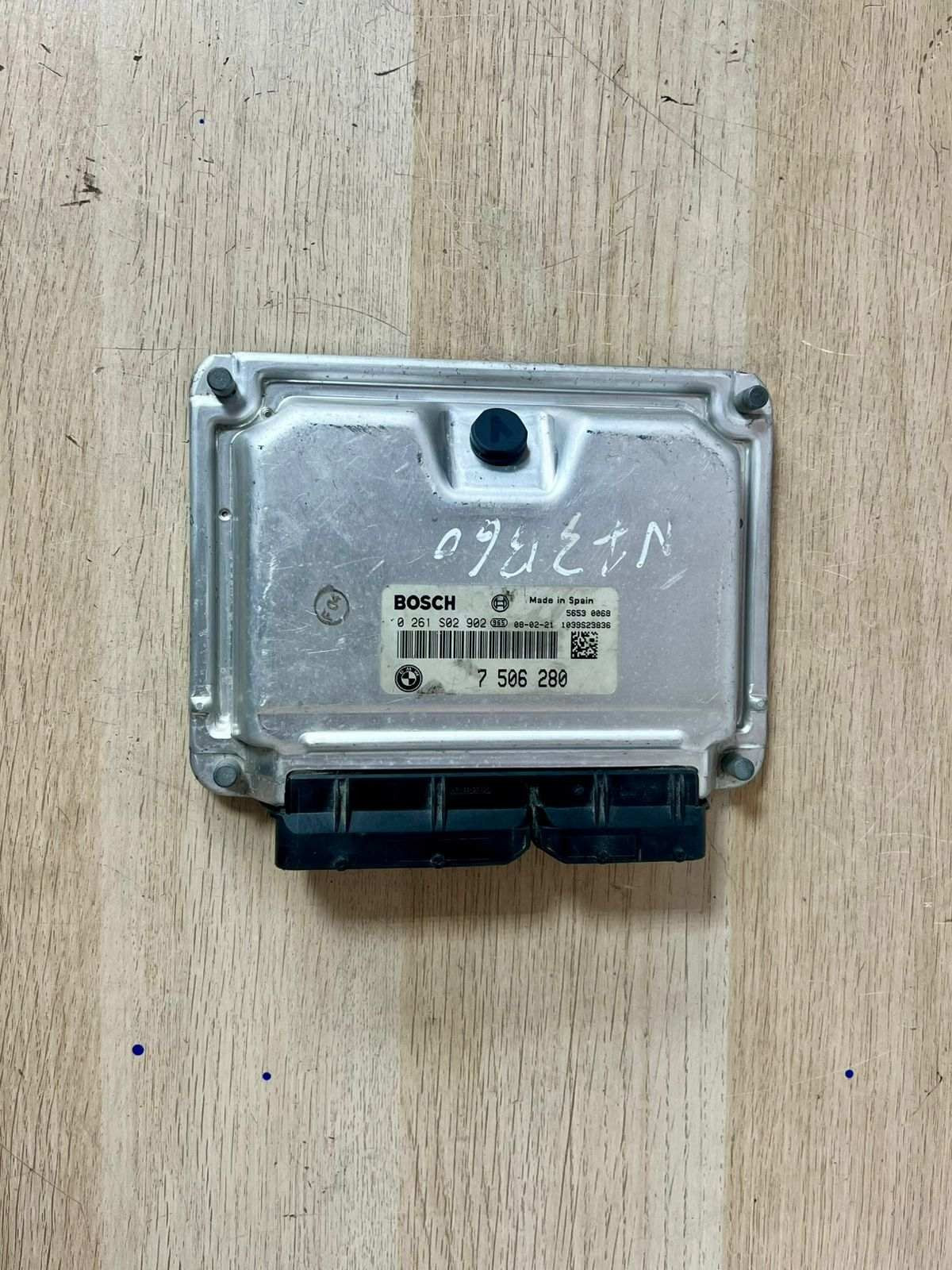 2004-2006 BMW 760i f02 Engine Control Module 7506280 Rolls Royce Phantom