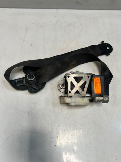 2006-2013 BMW X5 E70 Front Right Seat Belt Retractor 3061430