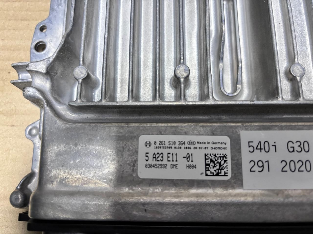 BMW 540i G30 B58B30B 2020 ENGINE CONTROL UNIT BDC-03 KEY CARD -5A23E11