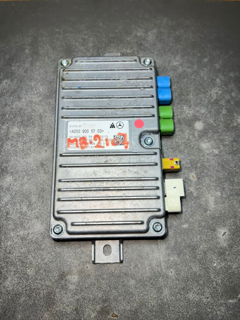 14-16 Mercedes W166 GL450 Surround View Camera Control Module  A000 9005703 OEM