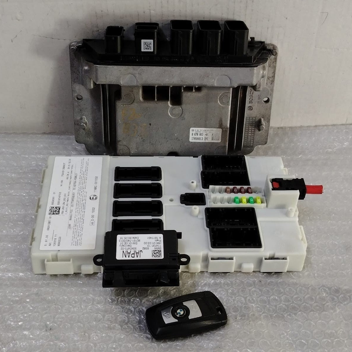 OEM BMW F30 F20 B38 Engine Control Module Unit ECU DME SET 8678863 BOSCH