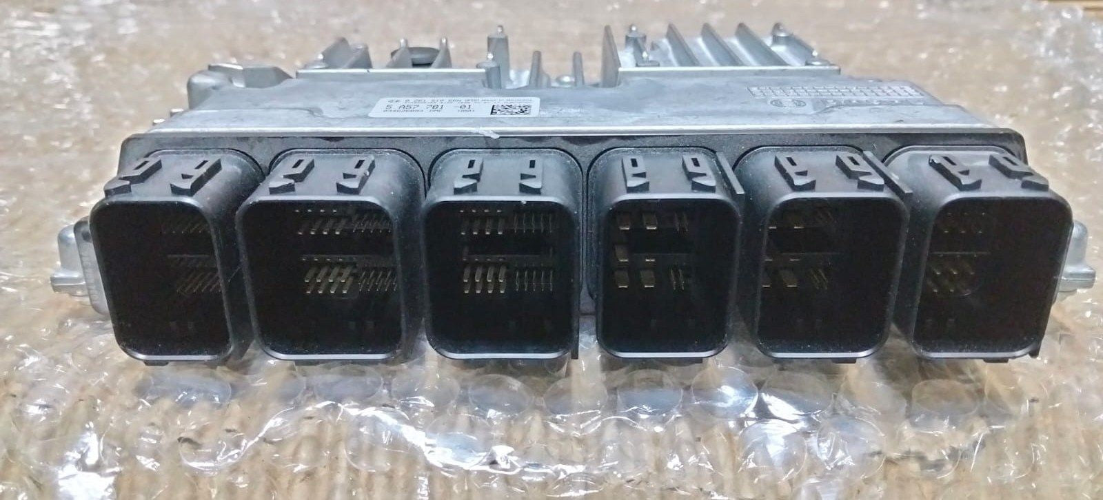 09/22 BMW 430i Engine Control Module 5A57781 G20 Sedan LCI BMW 330i B46 ECU SET