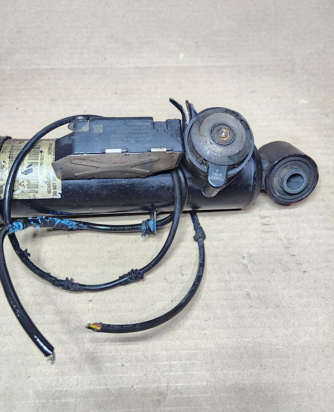 2010-2014 BMW X5 Rear Shock Absorber 6785407 X5 X6 E71 VDC 