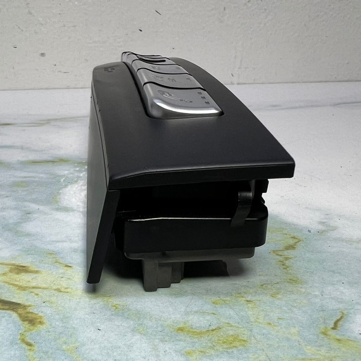 Mercedes Switch Block A2129052401 E-Class W212 E350
