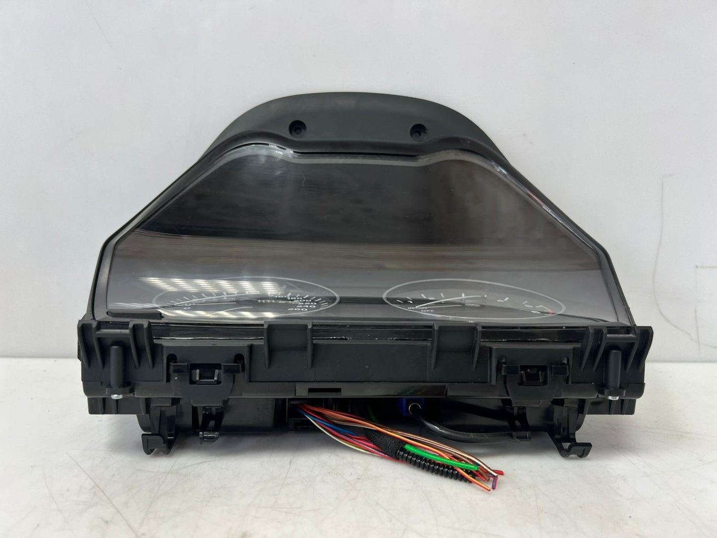BMW 1 Series F52 sedan SPEEDOMETER Instrument Cluster 6843095 OEM