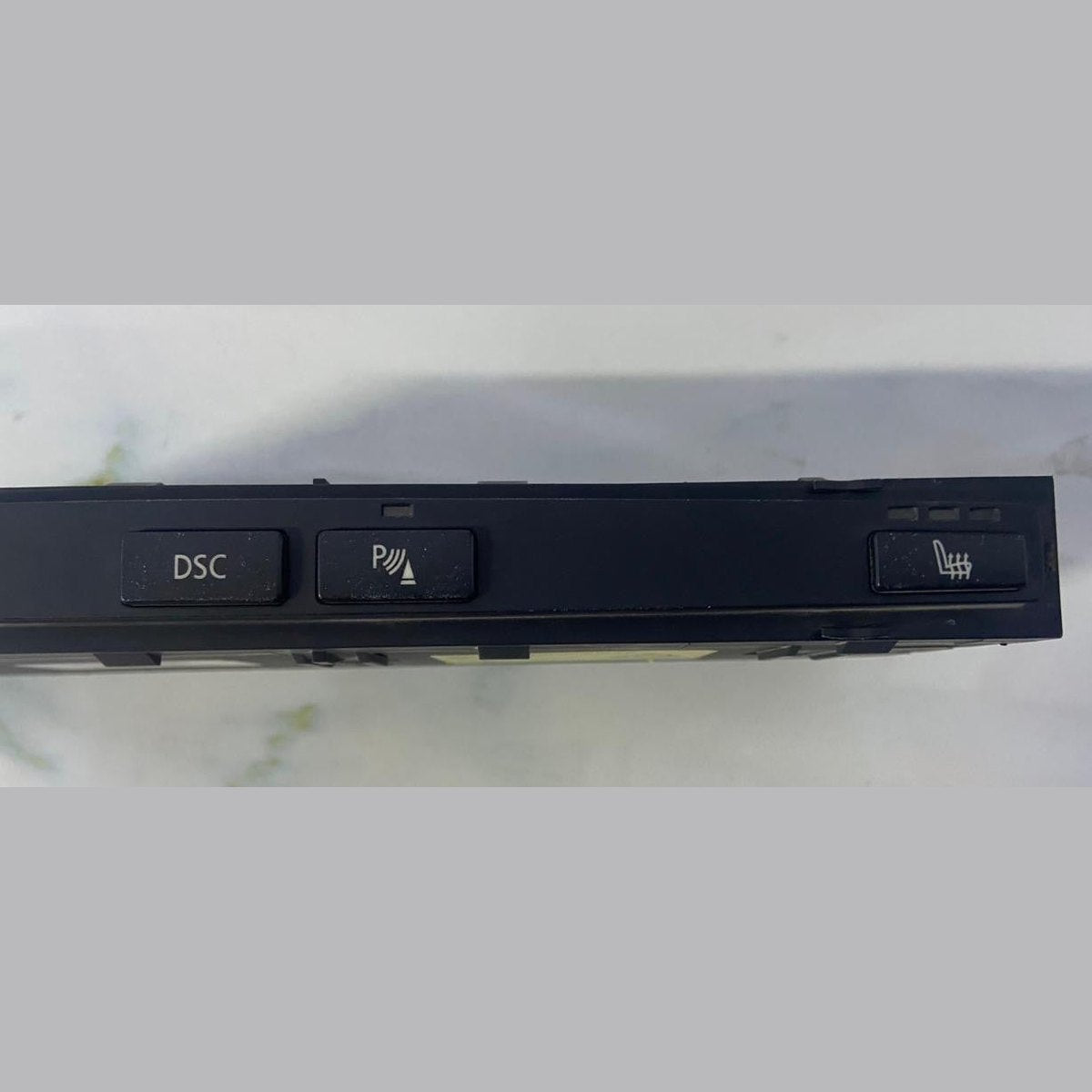 OEM BMW E60 E61 CENTER CONSOLE SWITCH MODULE DSC PDC SEAT HEATING 6938313