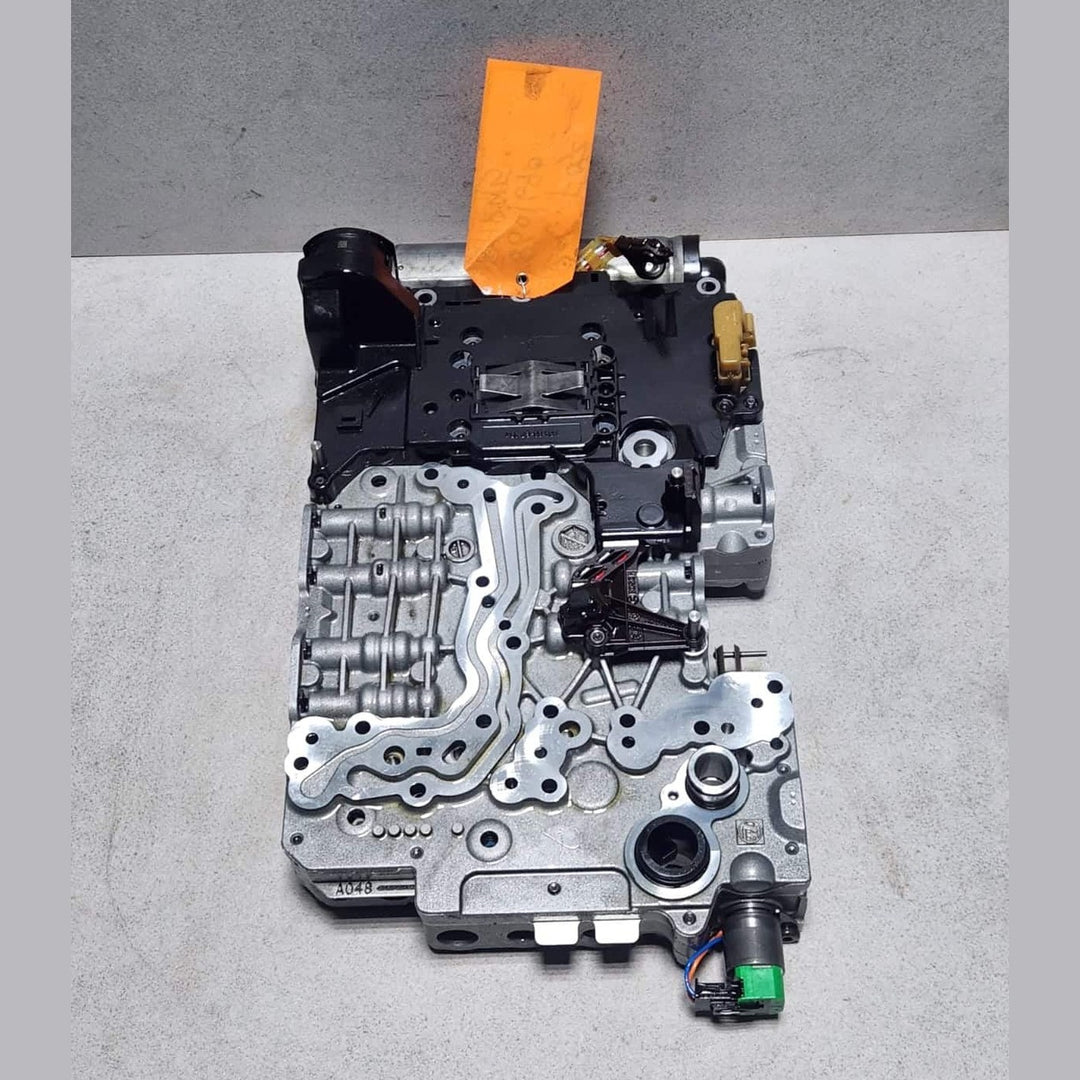 2012-2016 BMW 320i 520i Transmission Valve Body Mechatronics 8hp45 0260550087 