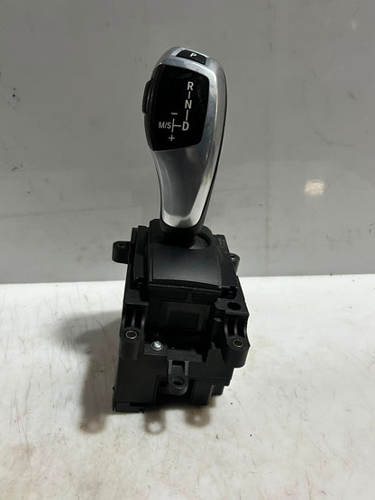 2011 BMW 550i, 5 Series F10/F11 7' Automatic Gear Selector Shifter 9218101 OEM