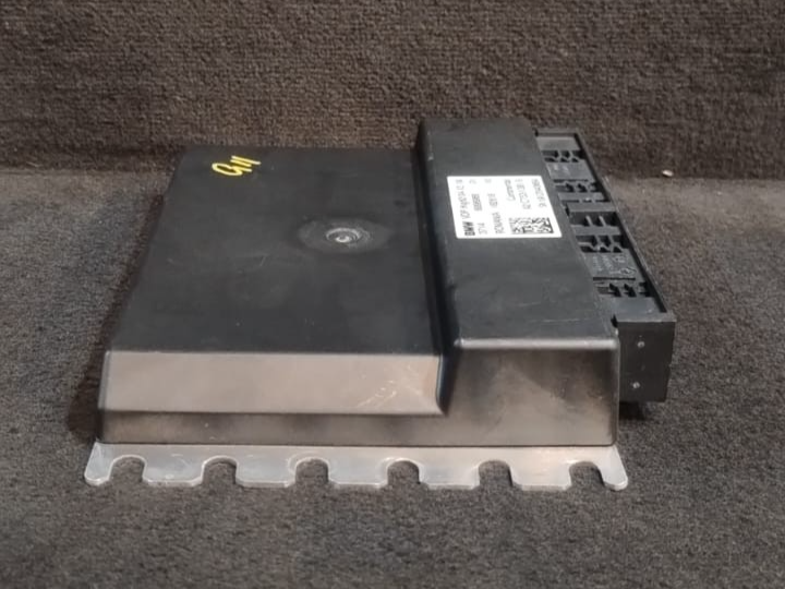 BMW G11 G12 G32 AIR SUSPENSION CONTROL MODULE ECU (VDP HIGH2) P/N  6898966