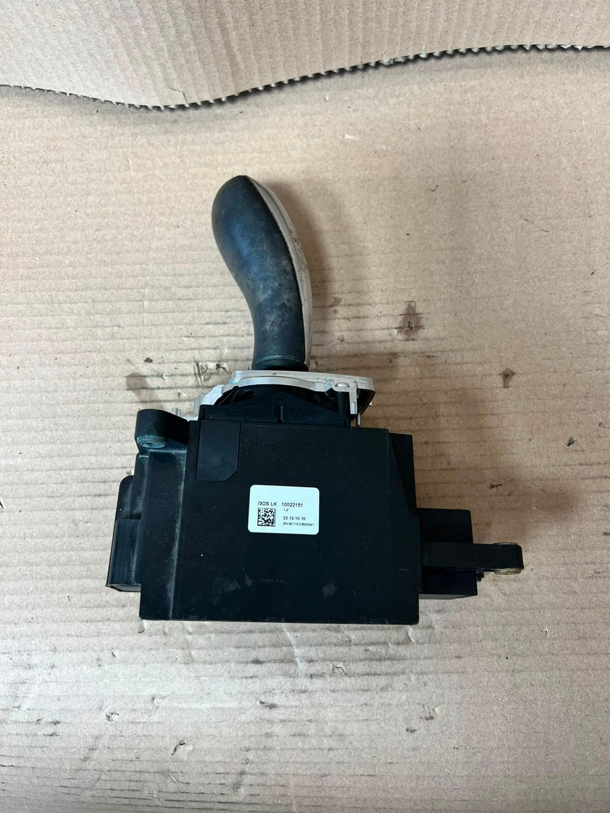 2006-2013 BMW X5 E70 X6 E71 Gear Selector Switch 9228612 OEM