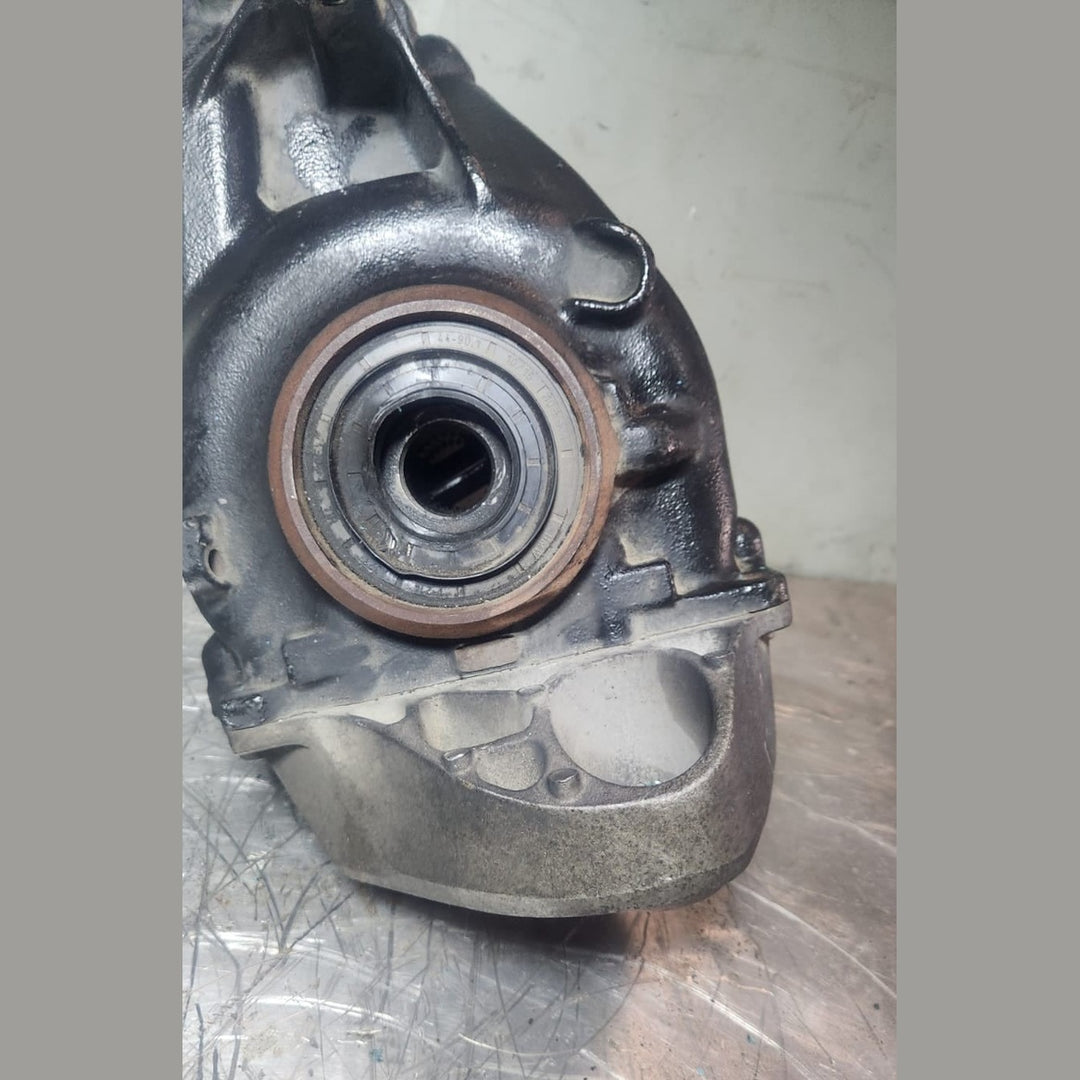 2015-2016 BMW 228i Rear Differential Carrier Assembly 7612168 230i 328i 330 2.81
