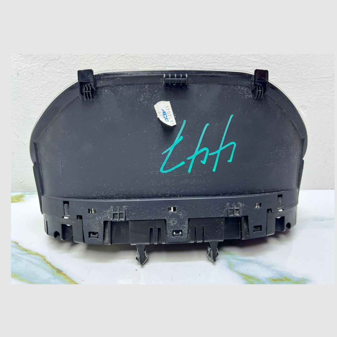 13-16 Mercedes-Benz W447 Vito Instrument Cluster Speedometer A447 9006808 OEM
