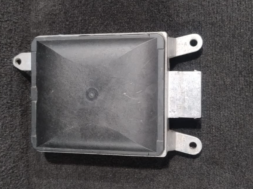 BMW F07 F10 F11 F01 F02 F03 F04 BLIND SPOT DETECTION CONTROL MODULE 6795555