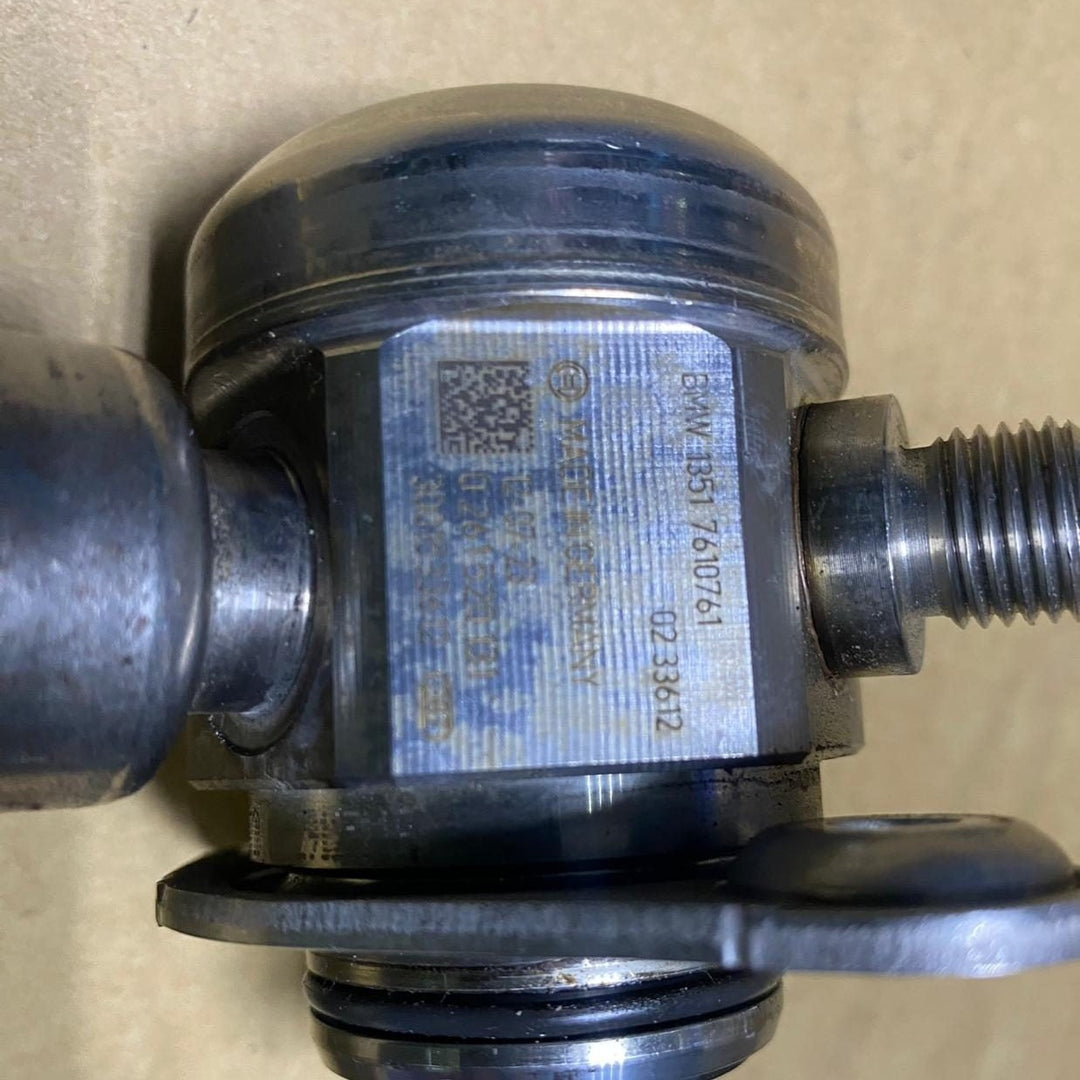 2010-2013 BMW 135i High Pressure Fuel Pump 7610761 135i, 335i, 535i, 640i, X3, X